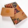 Tapis de yoga de voyage - Salutation au soleil par Amsome plie brique assortie