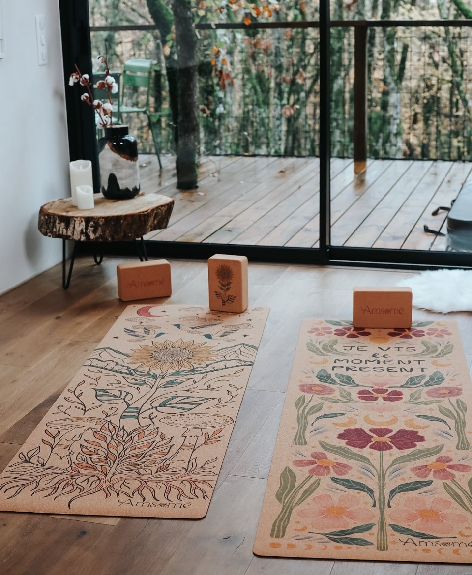 Tapis de yoga 7 chakras et Le moment present par Amsome en liège naturel antidérapant