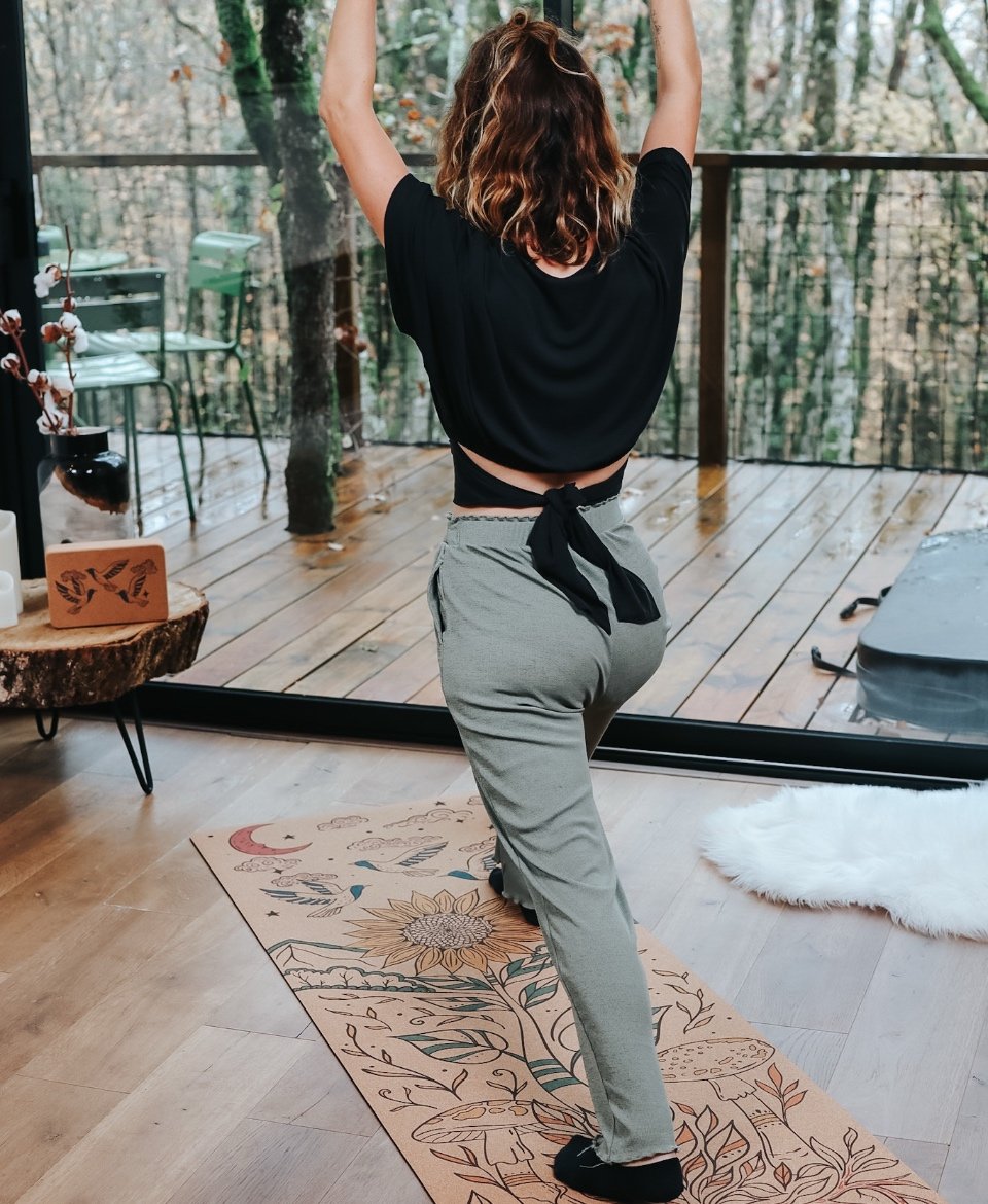 Tapis de yoga 7 chakras par Amsome en liège naturel antidérapant