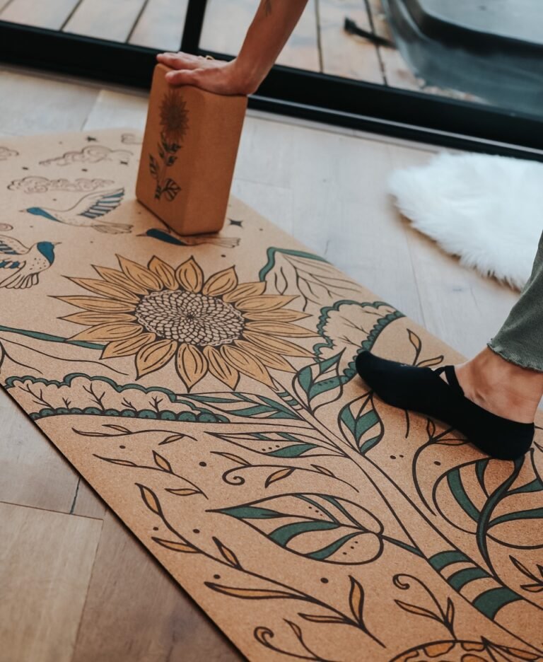 Tapis de yoga 7 chakras et brique par Amsome en liège naturel antidérapant